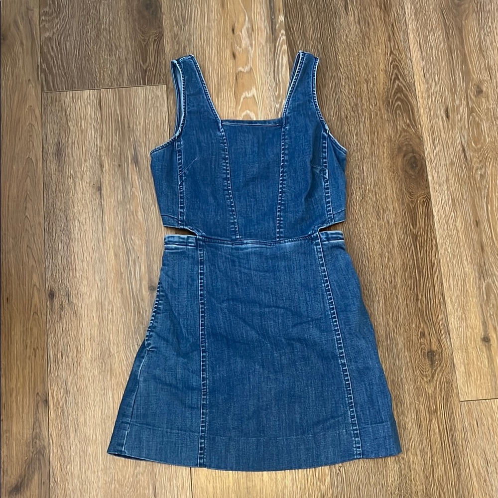 Madewell Sleeveless denim dress